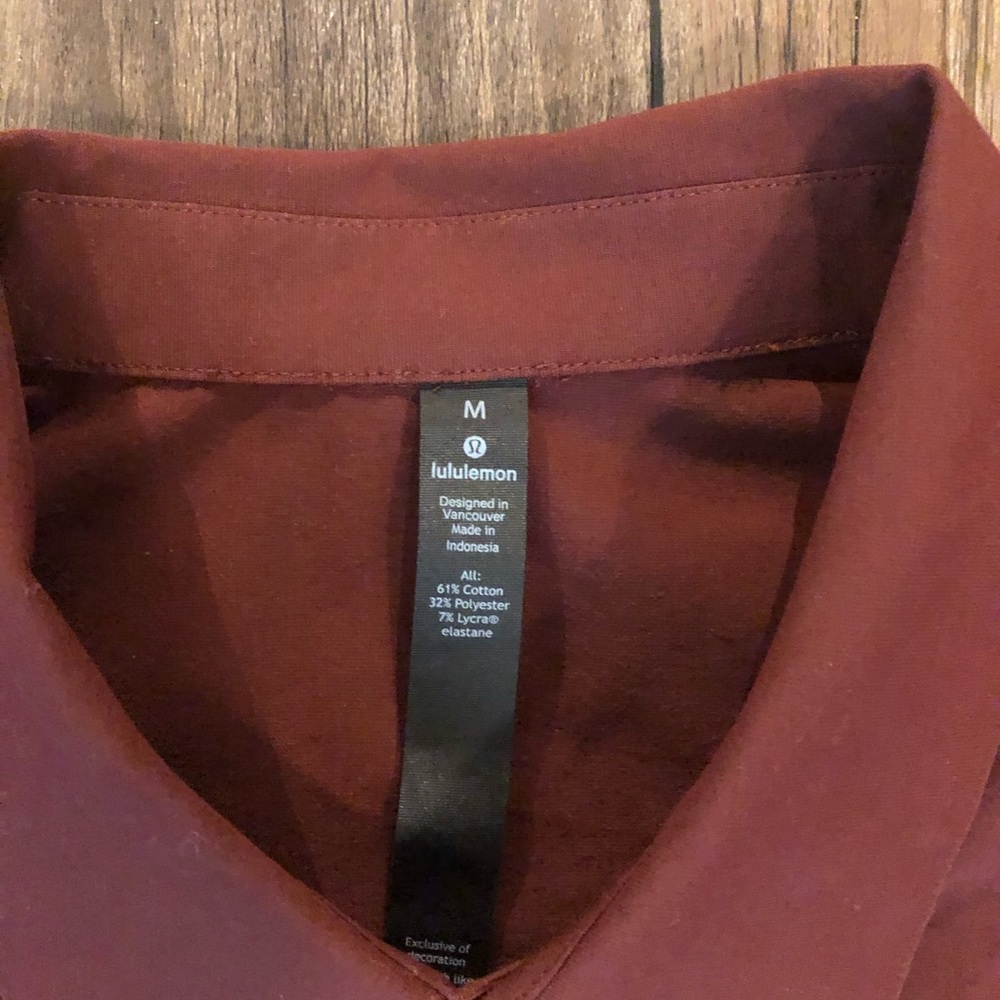 Lululemon Button-Up - Picture 4 of 5